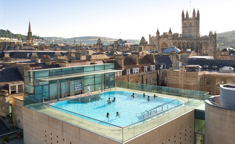 Thermae Bath Spa rooftop pool and city skyline